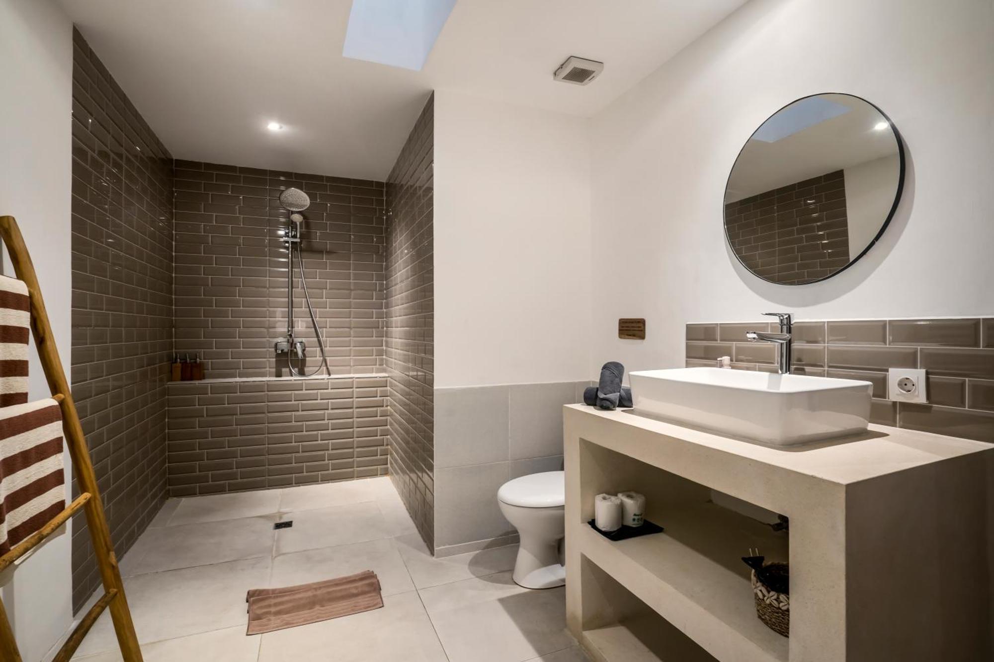 Villa Moju Canggu By Alfred In Bali 外观 照片